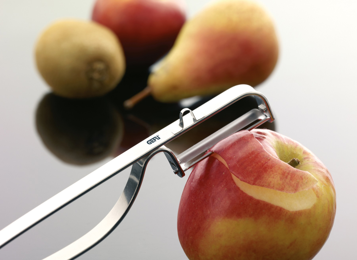 Universal peeler CUCINA