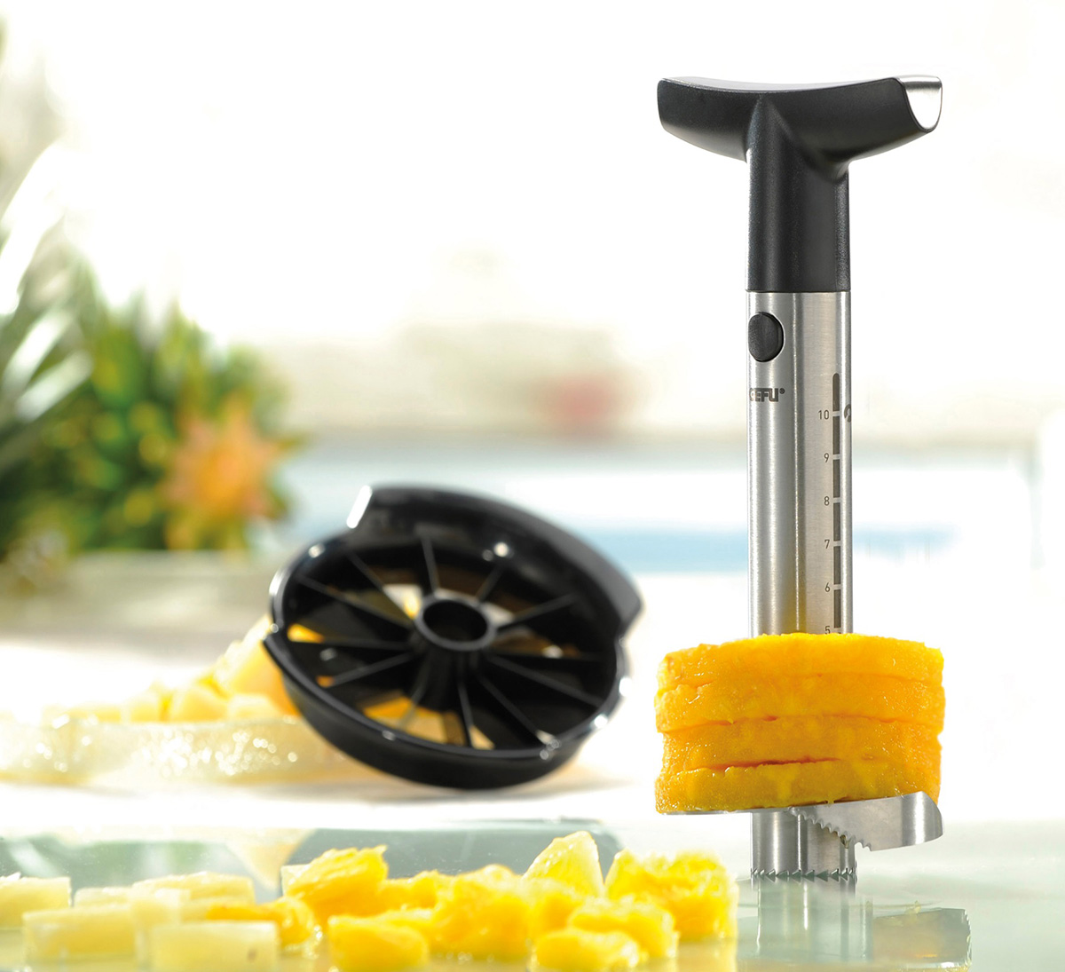 Pineapple Slicer PROFESSIONAL, incl. small piece cutter