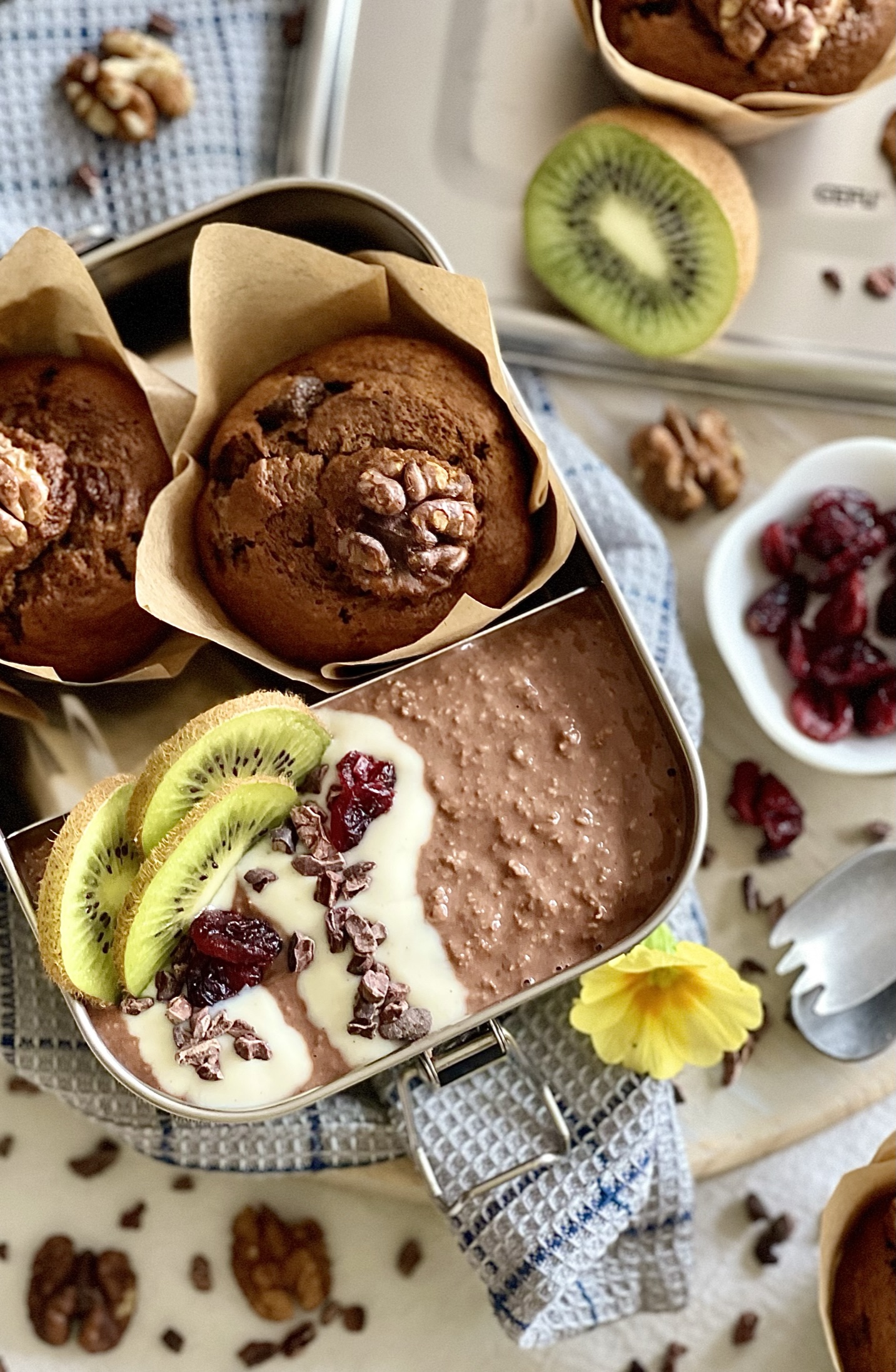 To Go Box Bananenmuffins und Schoko Overnight Oats (1)