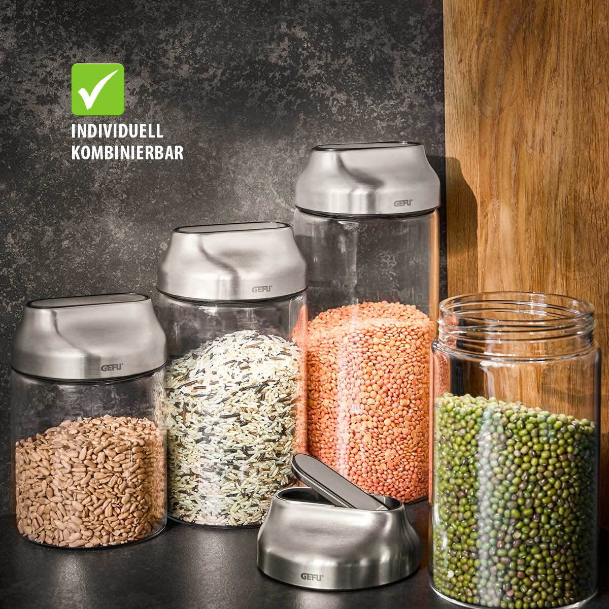 Set von Vorratsgläsern mit Edelstahldeckeln, gefüllt mit Linsen, Reis und Bohnen, individuell kombinierbar