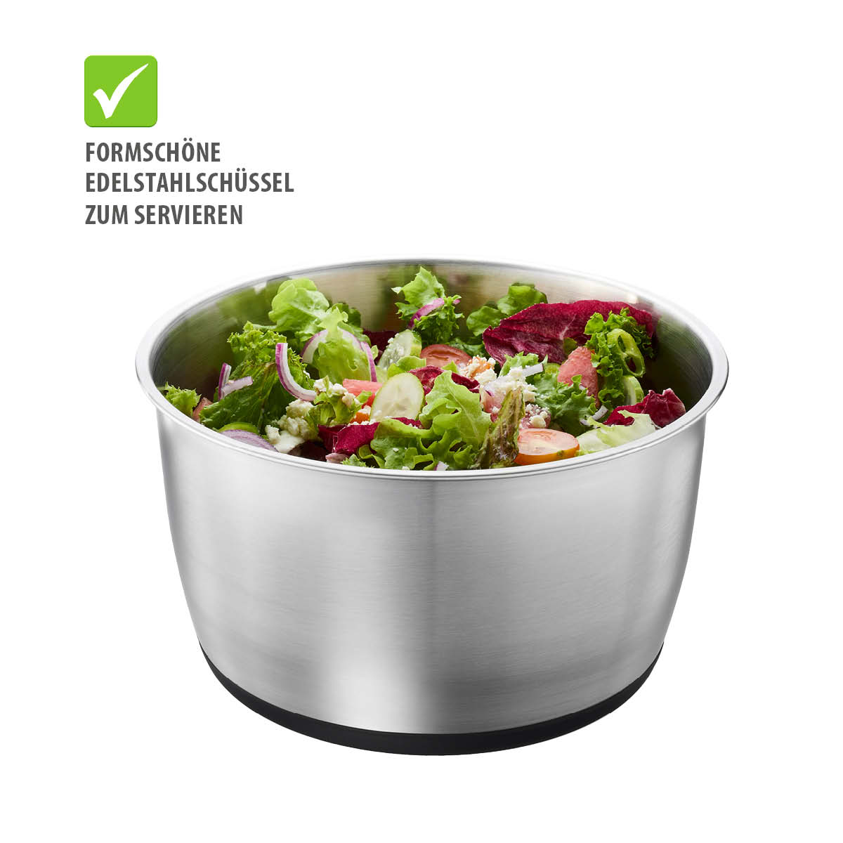 Formschöne Edelstahlschüssel zum Servieren von Salaten Edelstahlschüssel mit frischem gemischtem Salat gefüllt