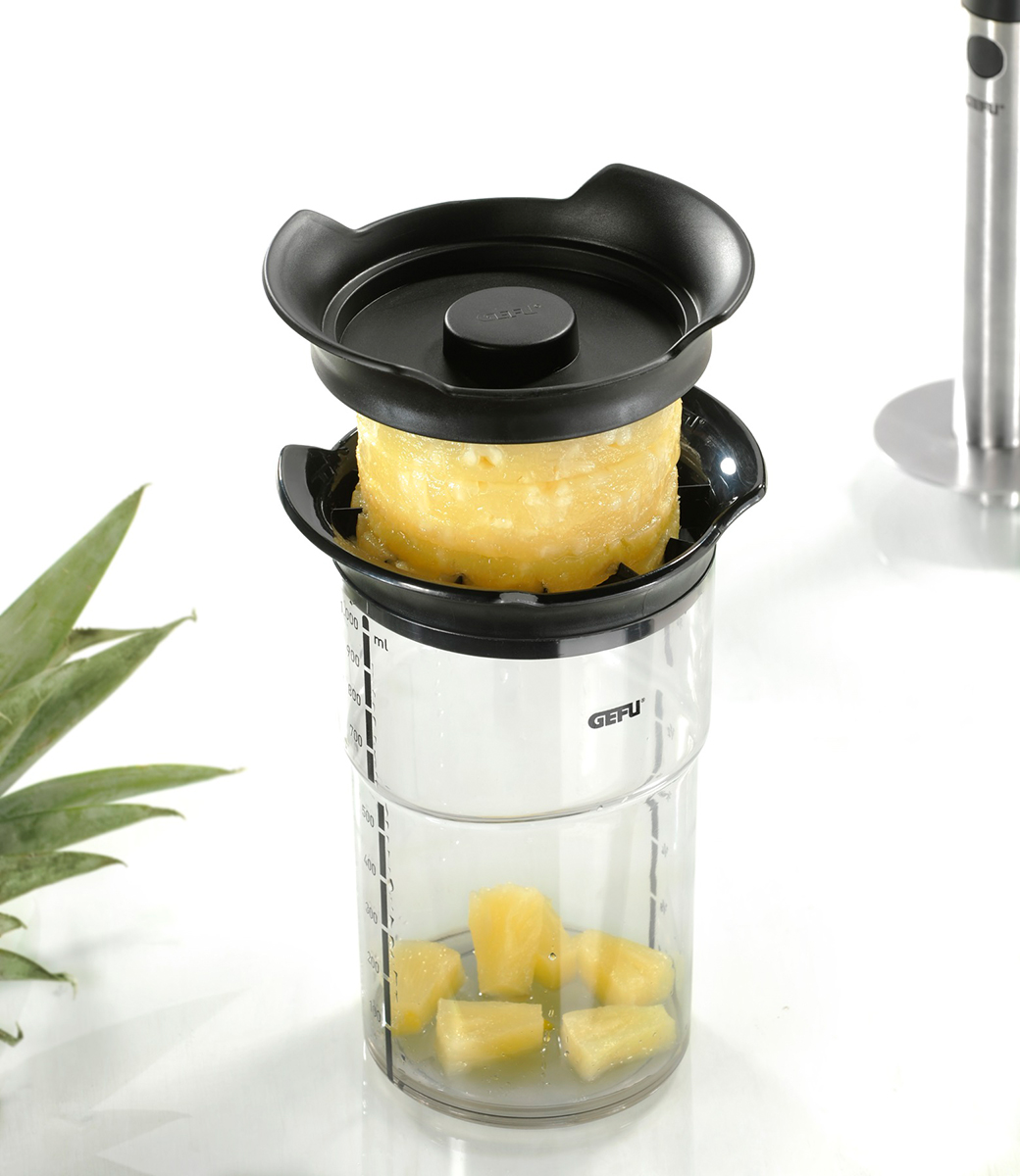 Pineapple Slicer PROFESSIONAL PLUS, incl. small piece cutter and storage container