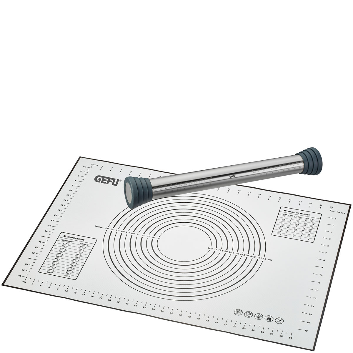 Nicht-haftende Teigmatte mit Edelstahl-Teigrolle und messbaren Ringen Antihaft Teigmatte und Edelstahl Teigrolle mit Messringen, ideal zum präzisen Backen