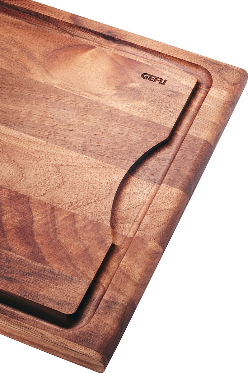 Chopping board ENNO, medium with juice groove, walnut wood