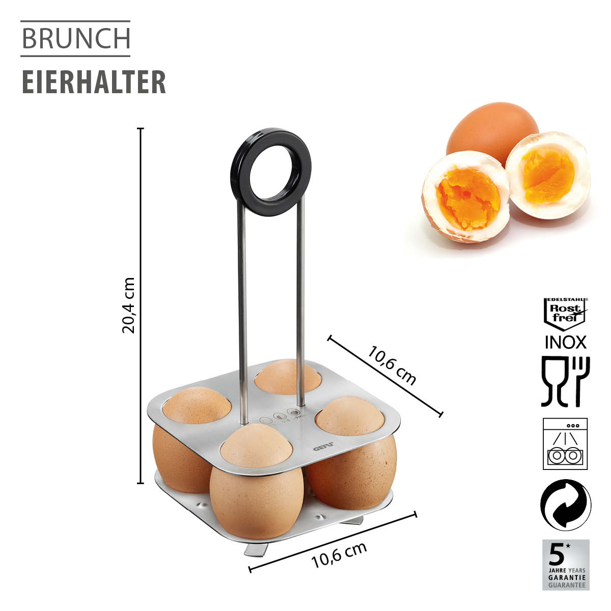 Edelstahl-Eierhalter mit vier Eiern und einem Griff, daneben ein aufgeschnittenes Ei
