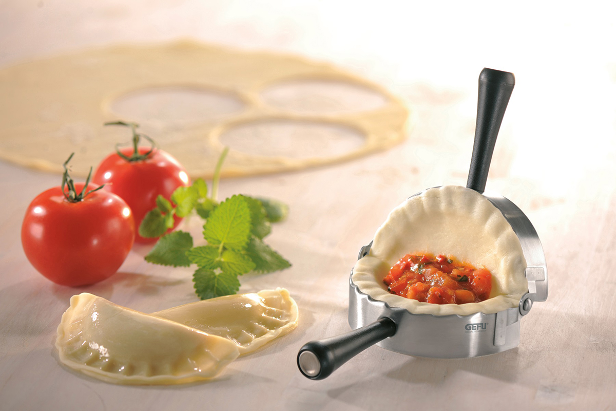 Ravioli-/pasta case maker RAVENNA foldable - round