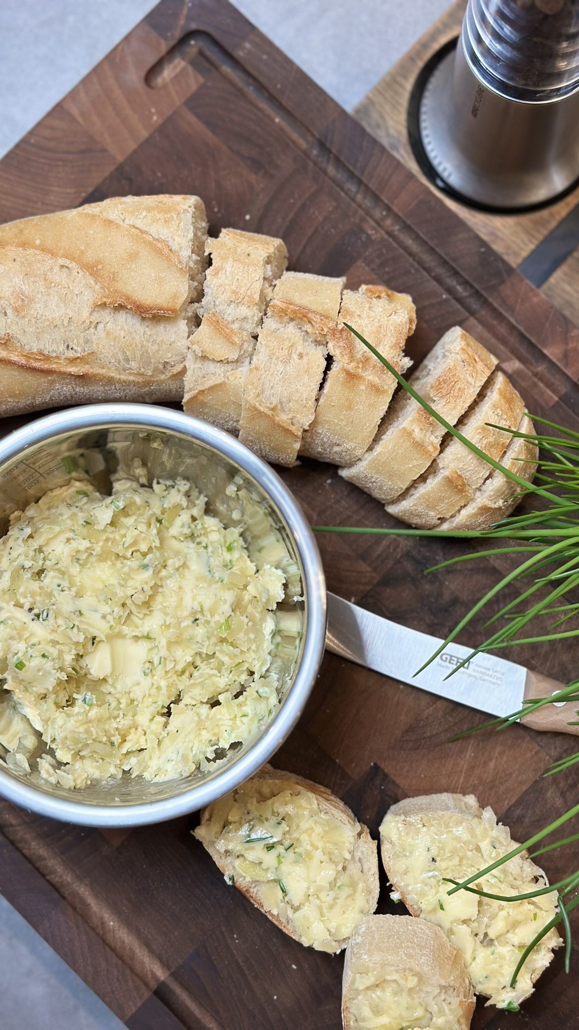 Zwiebel-Bier-Butter 