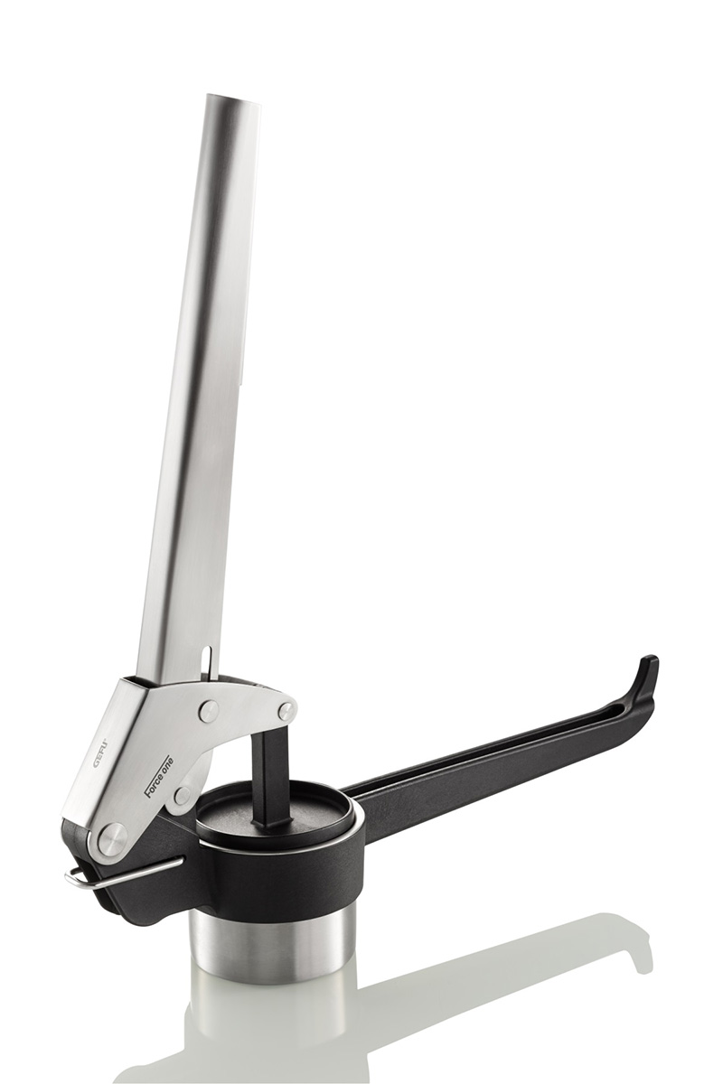 Hochwertige Edelstahl Kartoffelpresse mit ergonomischem Griff Kartoffelpresse aus Edelstahl mit ergonomischem Griff für einfache Anwendung in der Küche