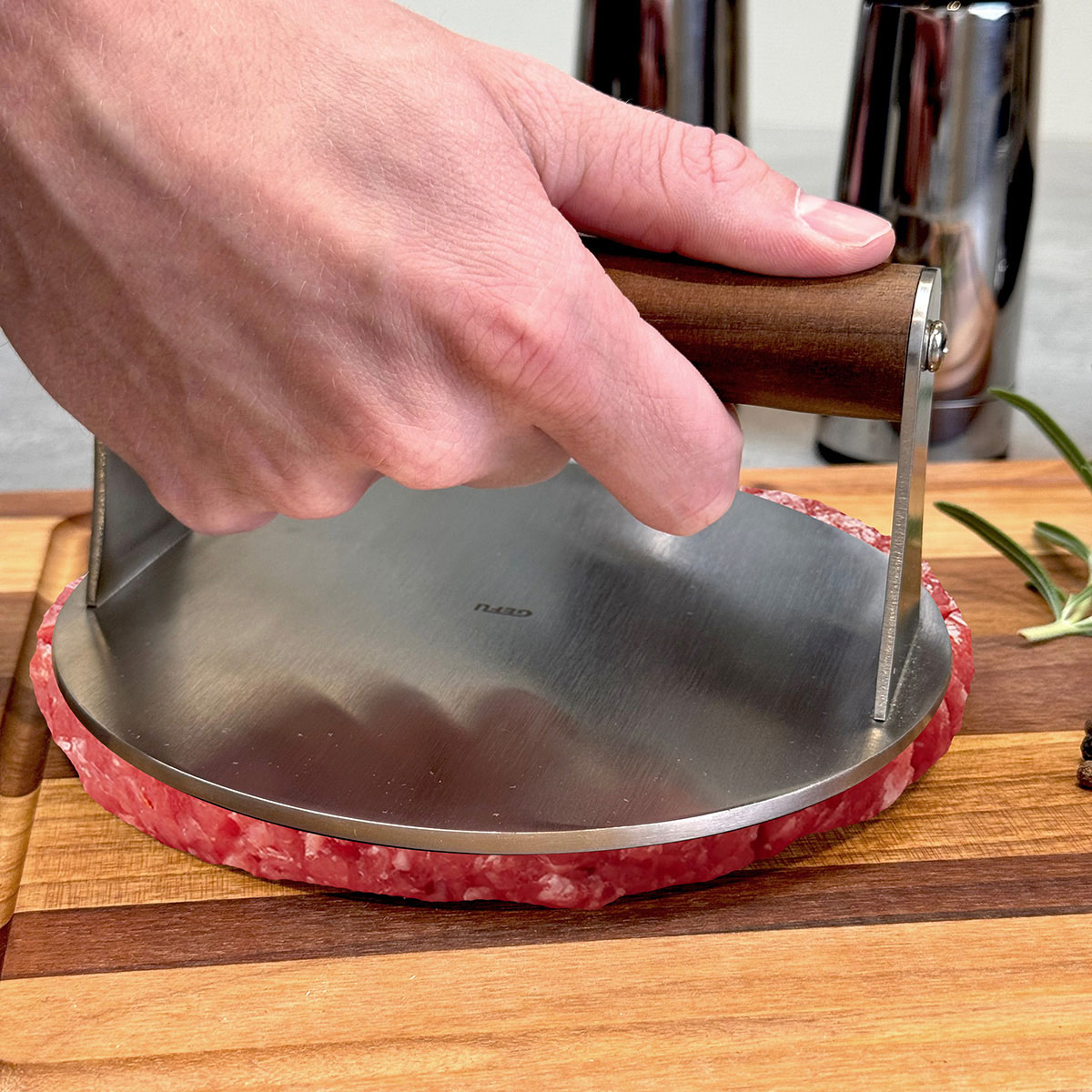 Smash burger press BBQ