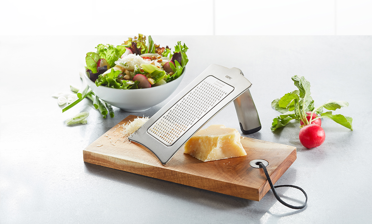 Set Gourmet grater FORMAGGIO + serving tray