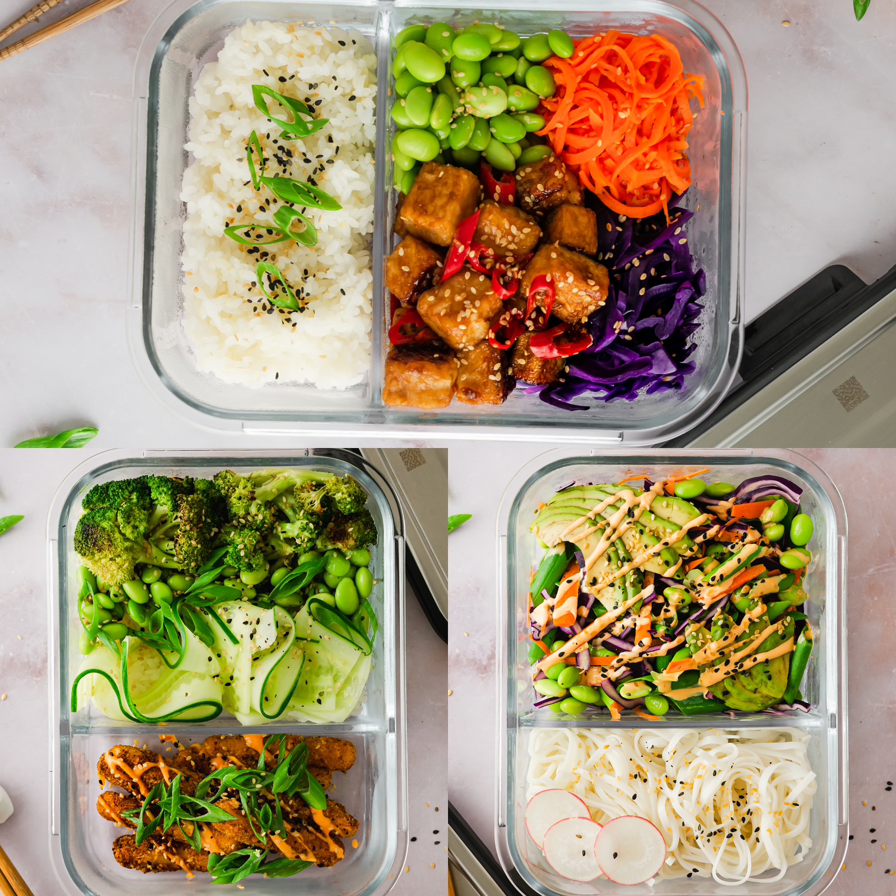 4er Asia Meal Prep Drei Bento Boxen, gefüllt mit Reis, Edamame, Karotten, Rotkohl, Brokkoli, Avocado, Nudeln, und Tofu.
