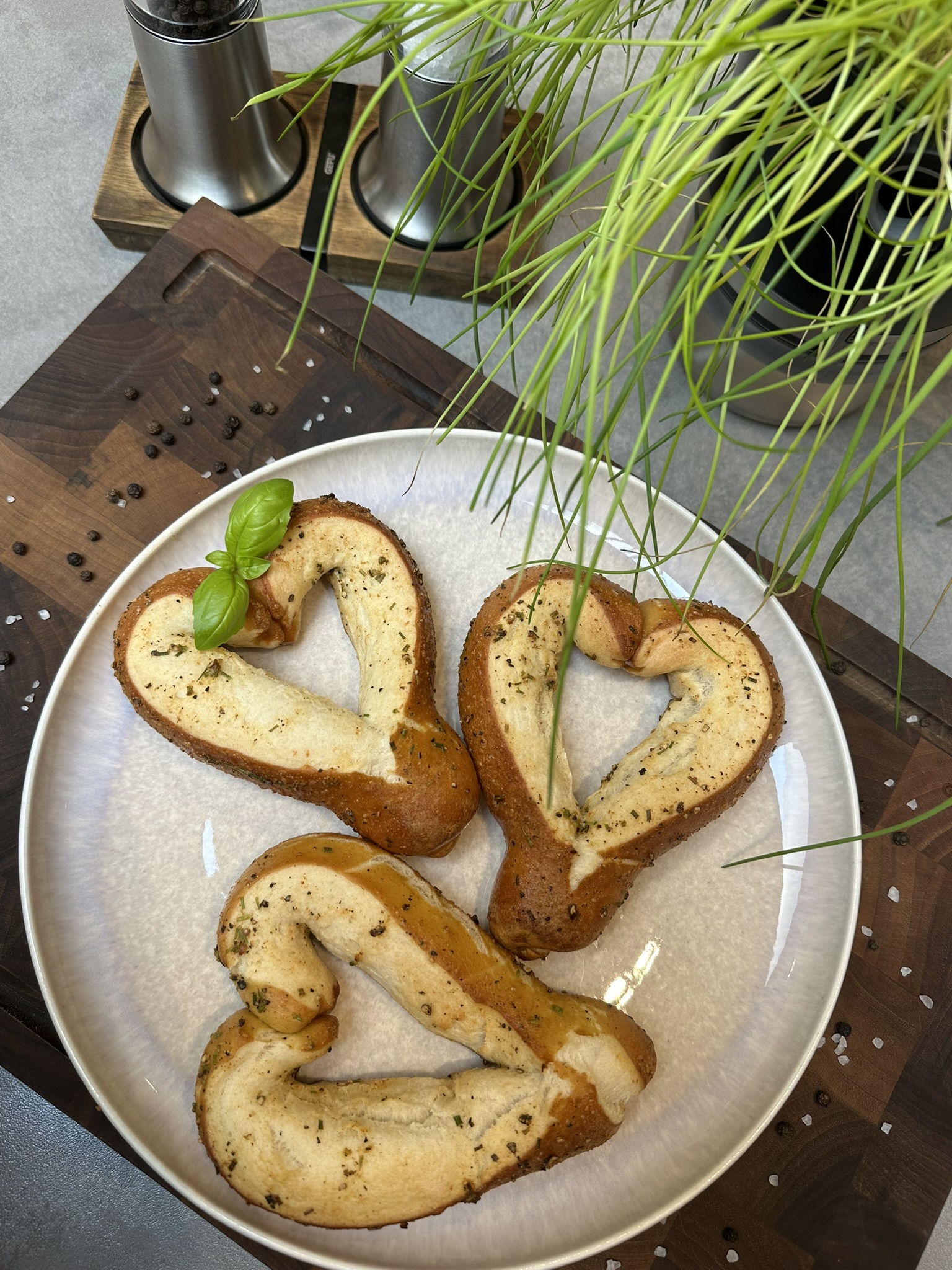 Würzige Laugenherzen