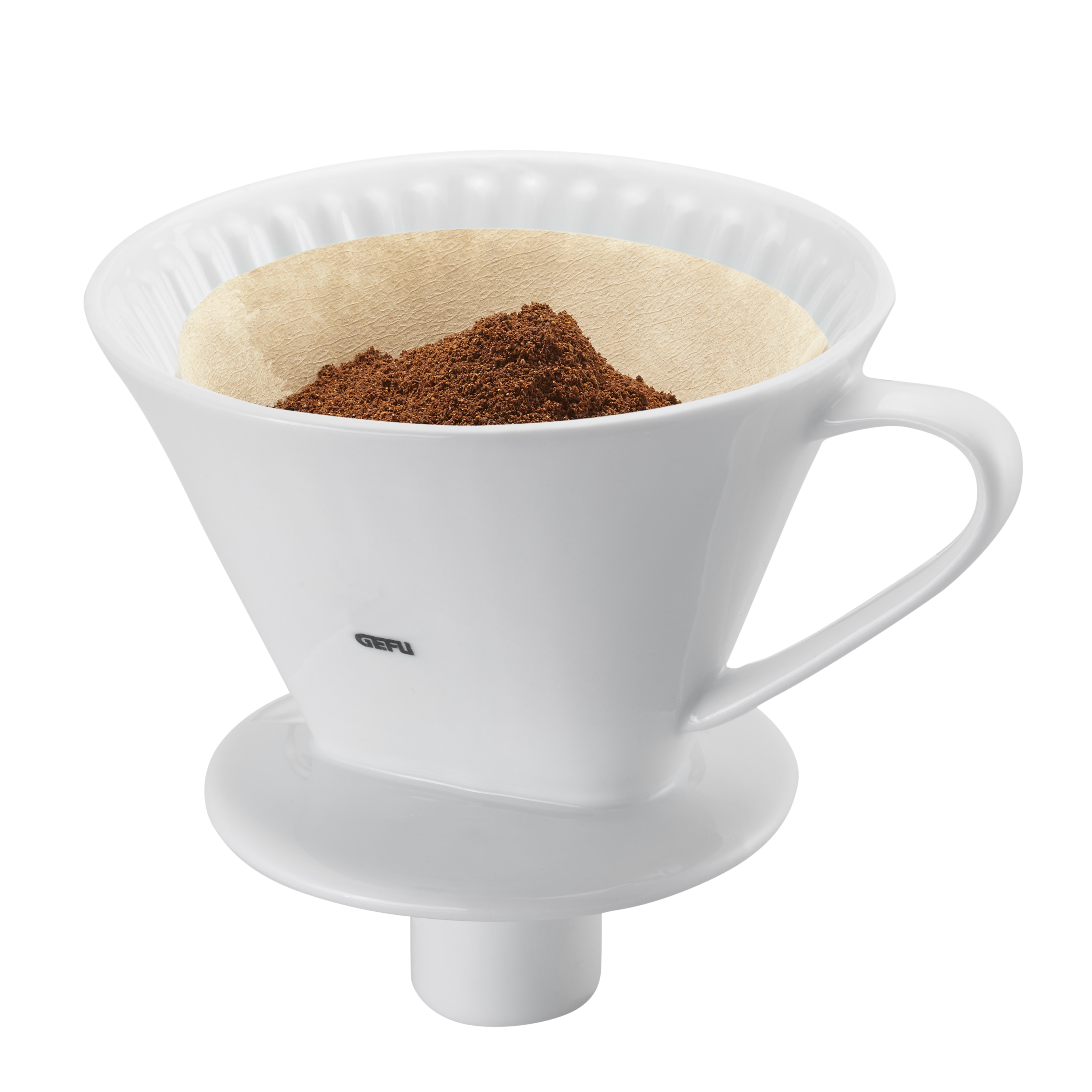 Porzellan-Kaffeefilter mit Kaffeepulver für manuelle Zubereitung Weißer Porzellan-Kaffeefilter mit Kaffeepulver und Filterpapier, geeignet für manuelle Brühmethoden