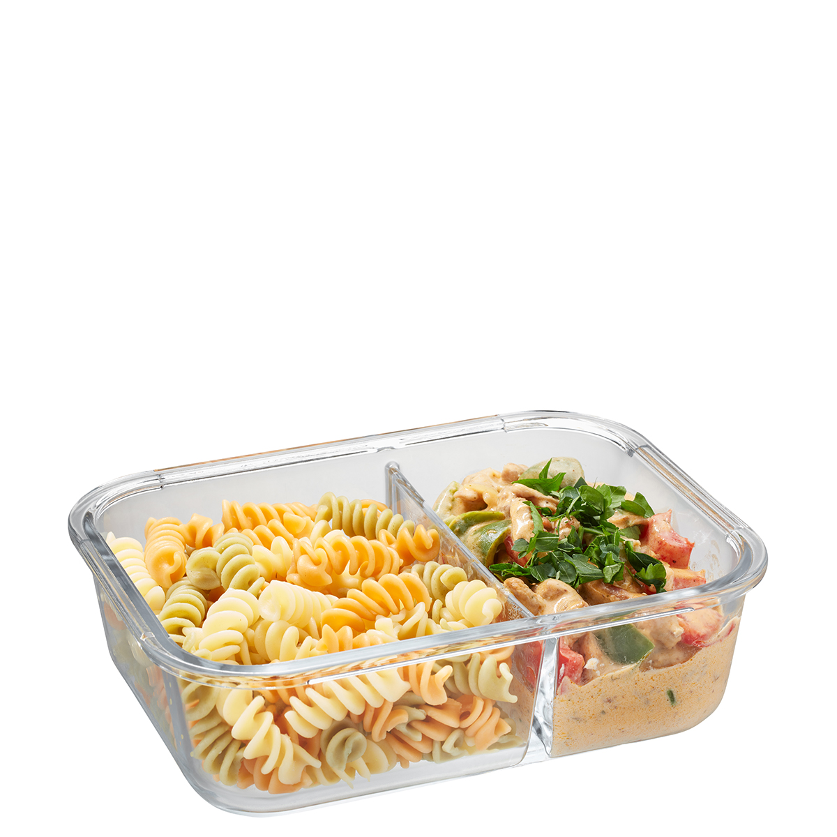 Glasbehälter mit zwei Fächern, gefüllt mit bunter Pasta und Gemüse-Curry Ein rechteckiger Glasbehälter mit zwei separaten Fächern, eines gefüllt mit bunten Spiralnudeln, das andere mit einem Gemüse-Curry, garniert mit frischen Kräutern.