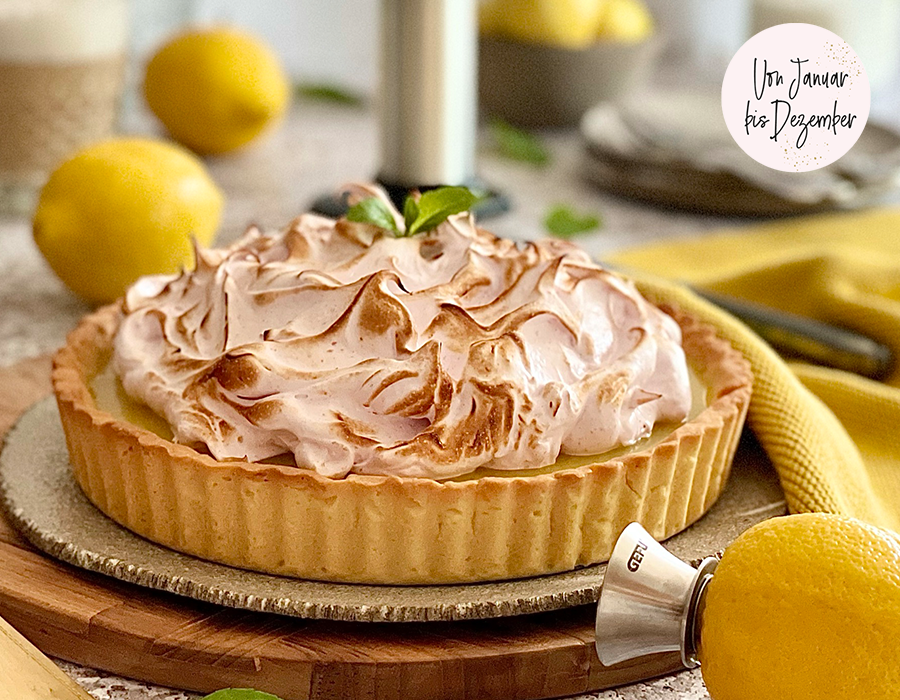 Zitronentarte mit zartem Himbeerbaiser Zitronentarte mit zartem Himbeerbaiser